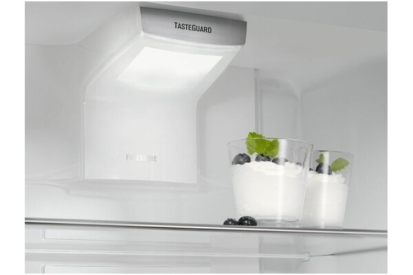 Lodówka do zabudowy Electrolux ENN3074EFW