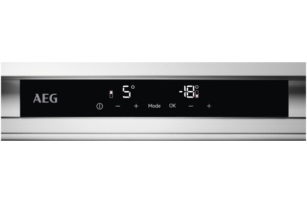 Lodówka do zabudowy AEG-Electrolux SCE81816TS
