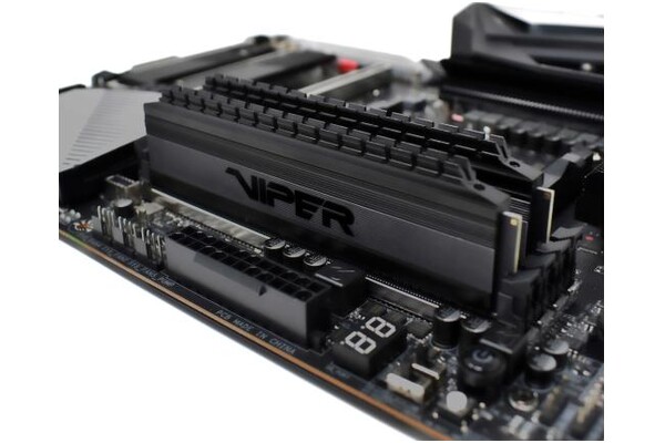 Pamięć RAM Patriot Viper 4 Blackout 8GB DDR4 3000MHz 1.35V 18CL