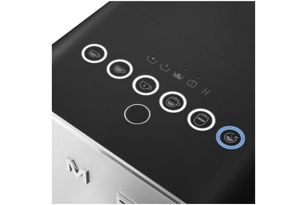 Ekspres Smeg BCC13BLMEU automatyczny czarno-srebrny