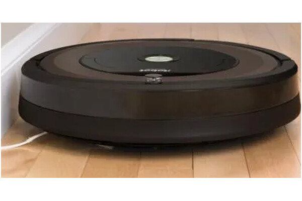 Odkurzacz iRobot 896 Roomba robot sprzątający z pojemnikiem czarny