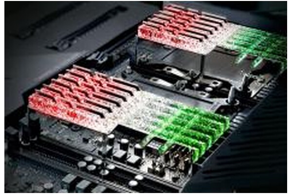 Pamięć RAM G.Skill Trident Z Royal 32GB DDR4 4400MHz 1.5V