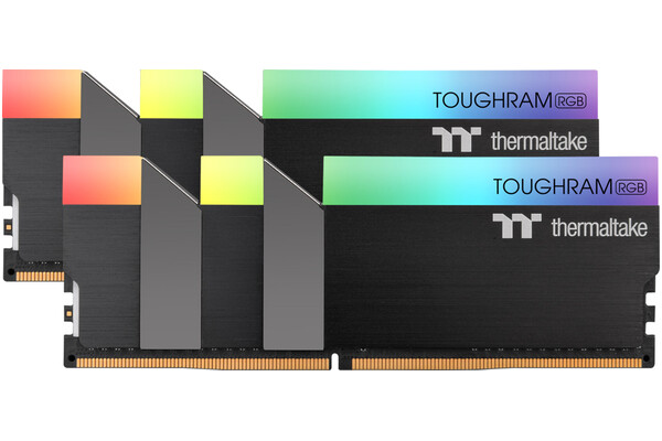 Pamięć RAM Thermaltake Toughram RGB 16GB DDR4 4600MHz 1.5V 19CL