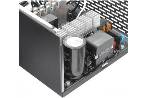 Thermaltake Smart BX1 550W ATX