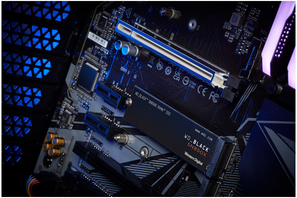 Dysk wewnętrzny WD WDS100T2X0E Black SSD M.2 NVMe 1TB