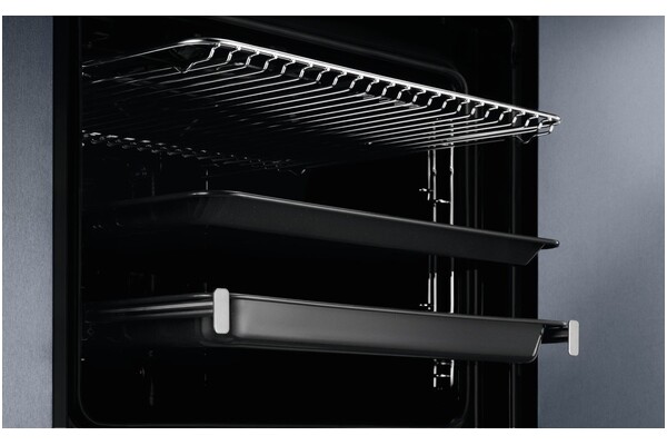 Piekarnik do zabudowy Electrolux EOB7S31V SteamBoost elektryczny Parowy biały