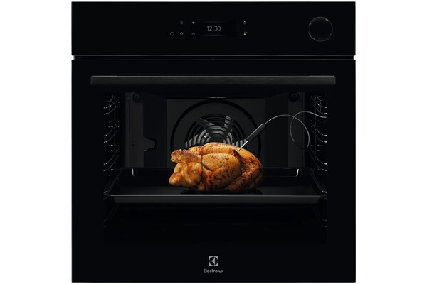 Piekarnik do zabudowy Electrolux EOC8P39WZ SteamCrisp elektryczny Parowy czarny