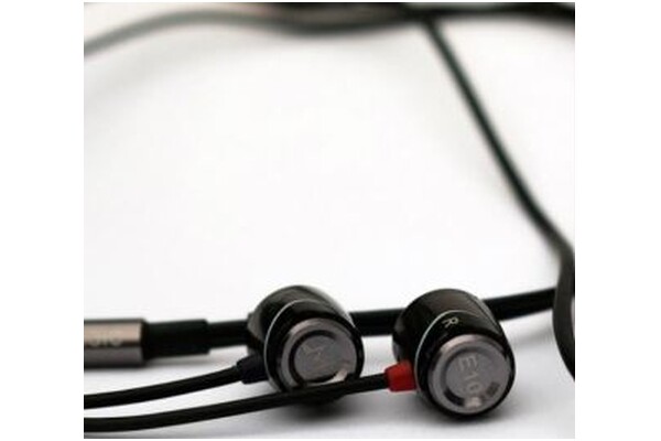 Słuchawki SoundMAGIC E10C Dokanałowe Przewodowe czarny