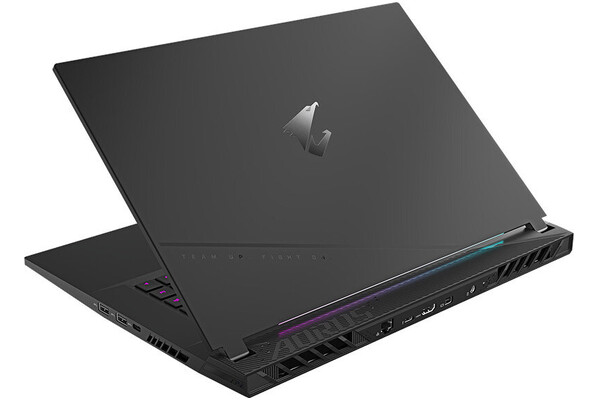 Laptop GIGABYTE Aorus 15 15.6" Intel Core i5 12500H NVIDIA GeForce RTX 4060 16GB 512GB SSD