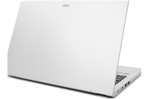 Laptop ACER Aspire 3 15.6" AMD Ryzen 5 7520U AMD Radeon 610 8GB 1024GB SSD Windows 11 Home