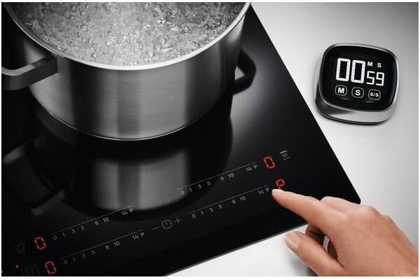 Płyta indukcyjna Electrolux EIS62453 SenseBoil