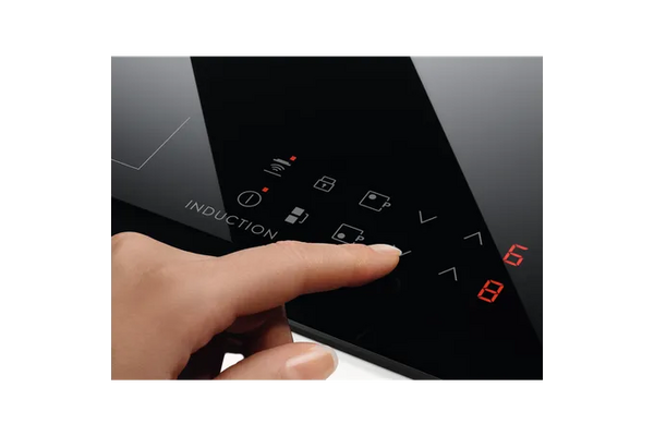 Płyta indukcyjna Electrolux LIR60433B Slim-Fit