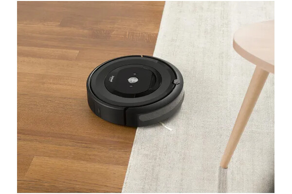 Odkurzacz iRobot E5 Roomba robot sprzątający z pojemnikiem czarny