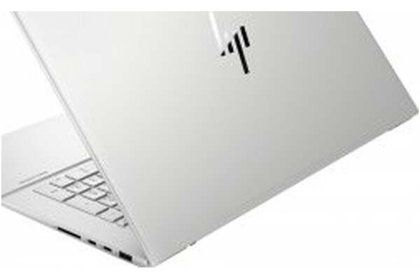 Laptop HP Envy 17 17.3" Intel Core i5 1235U NVIDIA GeForce RTX 2050 16GB 512GB SSD M.2 Windows 11 Home