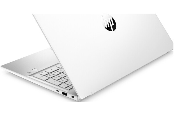 Laptop HP Pavilion 15 15.6" AMD Ryzen 7 5825U AMD Radeon 16GB 1024GB SSD Windows 11 Home
