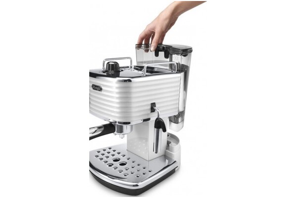 Ekspres De’Longhi Scultura ECZ351W kolbowy