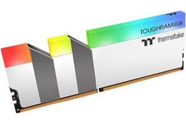 Pamięć RAM Thermaltake Toughram RGB 16GB DDR4 4400MHz Z radiatorem 1.45V 19CL