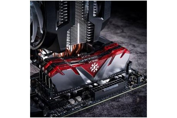 Pamięć RAM Adata XPG Gammix D30 8GB DDR4 3200MHz Z radiatorem 1.35V 16CL