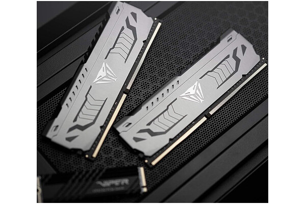 Pamięć RAM Patriot Viper Steel 16GB DDR4 3000MHz 1.35V 16CL