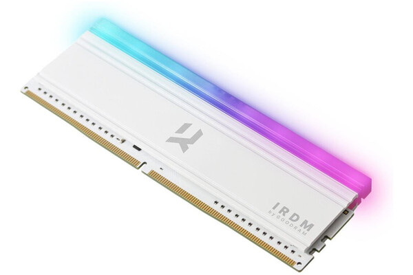 Pamięć RAM GoodRam IRDM White 16GB DDR4 3600MHz Z radiatorem 1.35V 18CL