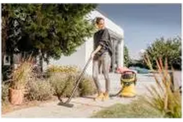 Odkurzacz Karcher WD5 tradycyjny z pojemnikiem 1100W żółto-czarny
