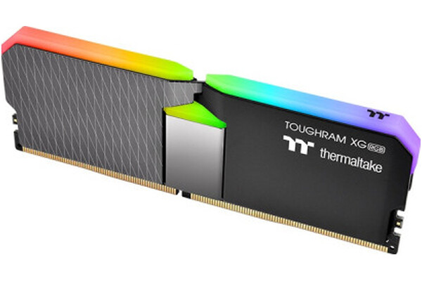 Pamięć RAM Thermaltake Toughram XG RGB 64GB DDR4 3600MHz Z radiatorem 18CL
