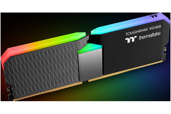 Pamięć RAM Thermaltake Toughram XG RGB 64GB DDR4 3600MHz Z radiatorem 18CL