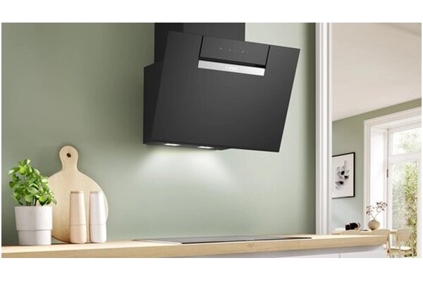 Okap kuchenny Przyścienny Bosch Serie 4 DWK67FN60 59.0cm czarny