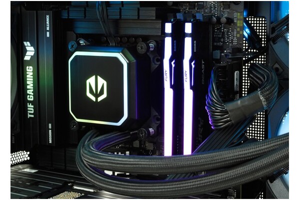 KOMPUTRONIK D16 Ultimate AMD Ryzen 7 64GB DDR5 NVIDIA GeForce RTX 5080 16GB 2TB SSD brak