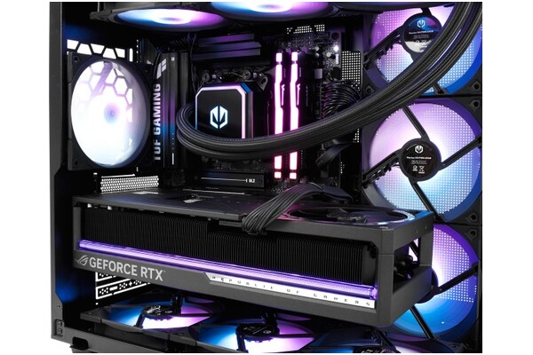 KOMPUTRONIK C04 Ultimate AMD Ryzen 7 32GB DDR5 NVIDIA GeForce RTX 5080 16GB 2TB SSD brak