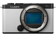 Aparat bezlusterkowy Panasonic S9