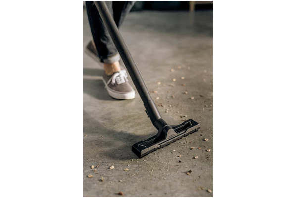 Odkurzacz Karcher WD2 Plus tradycyjny workowy 1000W żółto-srebrny