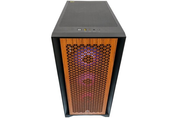 XQUANTUM RS-R5-5070WH Creator AMD Ryzen 5 32GB DDR5 NVIDIA GeForce RTX 5070 12GB 2TB SSD Windows 11 Home