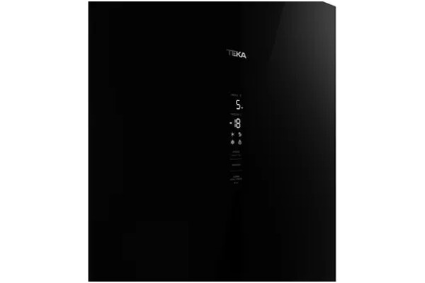 Lodówka TEKA RBF88670