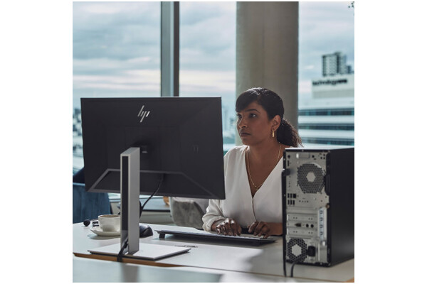 HP Pro Tower 400 Intel Core i5 8GB DDR5 Windows 11 Professional PL
