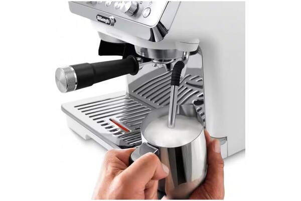 Ekspres De’Longhi La Specialista EC9155W kolbowy biały