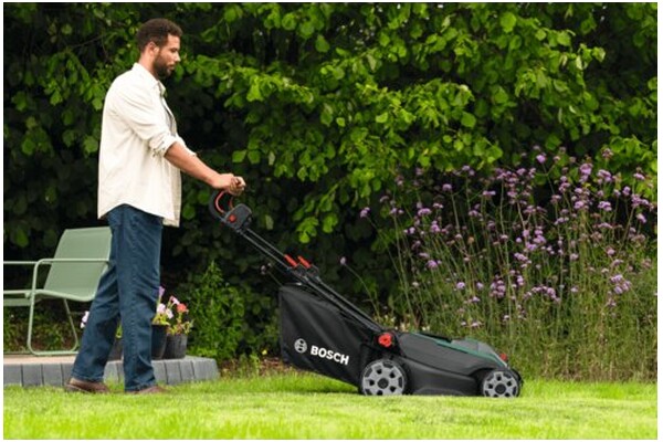 Kosiarka akumulatorowa Bosch Rotak