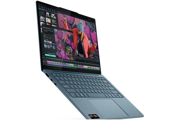 Laptop Lenovo Yoga Slim 7 14.0" AMD Ryzen AI 5 340 340 AMD Radeon 840M 16GB 512GB SSD M.2 Windows 11 Home niebieski