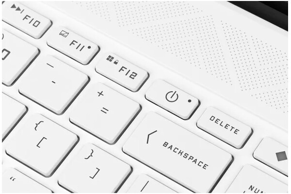 Laptop HP VICTUS 15 15.6" AMD Ryzen 7 8845HS NVIDIA GeForce RTX 4050 16GB 2TB SSD Windows 11 Home biały