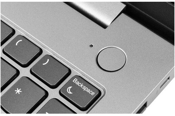 Laptop Lenovo ThinkBook 16 16.0" AMD Ryzen 5 7535HS AMD Radeon 660M 4GB 2TB SSD Windows 11 Home szary