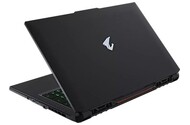 Laptop GIGABYTE Aorus 7 17.3" Intel Core i5-12500H NVIDIA GeForce RTX 4050 16GB 512GB SSD czarny