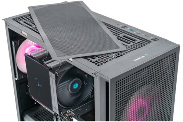 Mad Dog MADDOGPOWEREDBYDEEPCOOL360-A06DR32 AMD Ryzen 5 32GB DDR5 AMD Radeon RX 9070 XT 16GB 1TB SSD brak