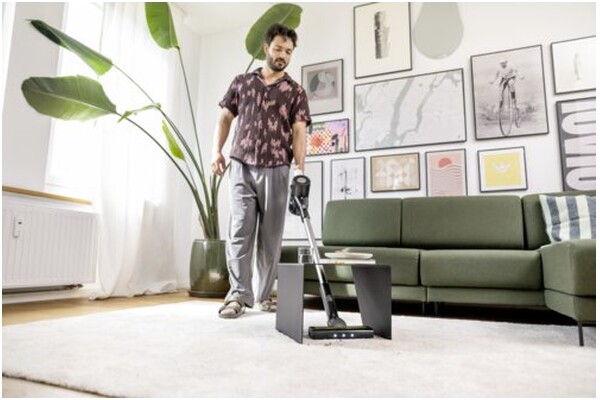 Odkurzacz Karcher VCS3 pionowy z pojemnikiem czarno-srebrny