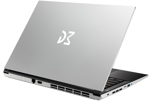 Laptop Dream Machines 16.0" Intel Core Ultra 7-155H NVIDIA GeForce RTX 4050 16GB 1TB SSD M.2 srebrny