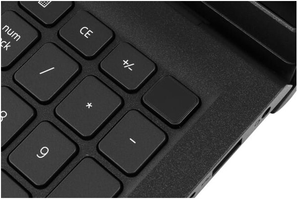 Laptop DELL Pro 15 15.6" Intel Core i5-1334U INTEL UHD 32GB 2TB SSD Windows 11 Professional czarny
