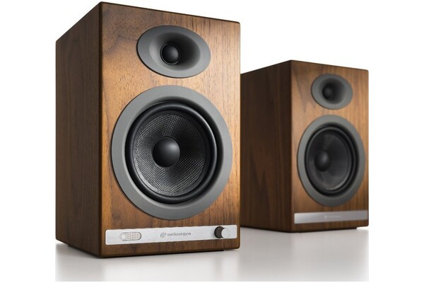 Kolumna Audioengine HD5 , 1szt., brązowy