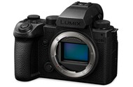 Aparat bezlusterkowy Panasonic S5II - czarny