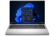 Laptop DELL 16 16.0" Intel Core i7-150U Intel 32GB 1TB SSD M.2 Windows 11 Professional srebrny