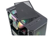 Mad Dog M30ARGB-U02DR32ULTRA5 32GB DDR5 NVIDIA GeForce RTX 5060 Ti 8GB 1TB SSD brak