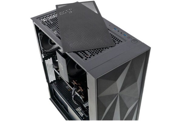 Mad Dog MADDOGGENESIS-A08DB32 AMD Ryzen 5 32GB DDR4 AMD Radeon RX 7600 8GB 1TB SSD brak